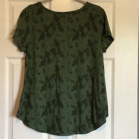 Set of 4 Short Sleeve Shirts - Picture 11 of 13